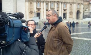 intervista a Andrea Benetti in piazza San Pietro
